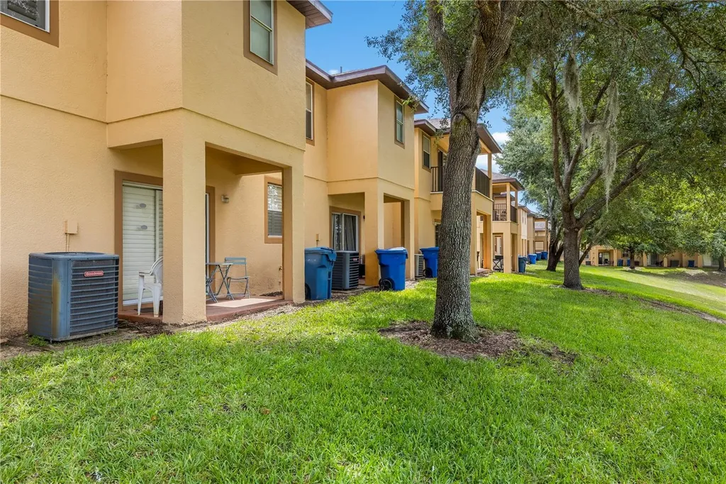 3725 Calabria Avenue Davenport FL 33897