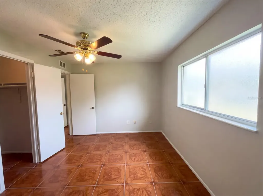 4805 Beacon Street Orlando FL 32808