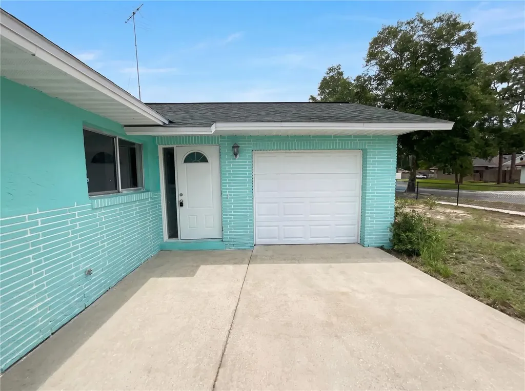 4805 Beacon Street Orlando FL 32808