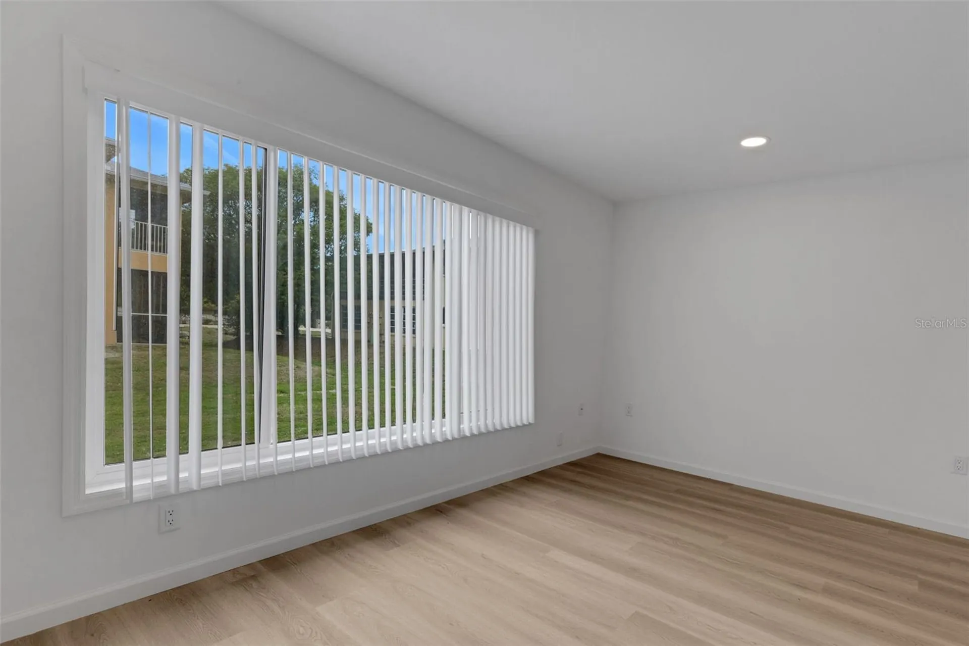 2826 W Rainbow Circle Sarasota FL 34231