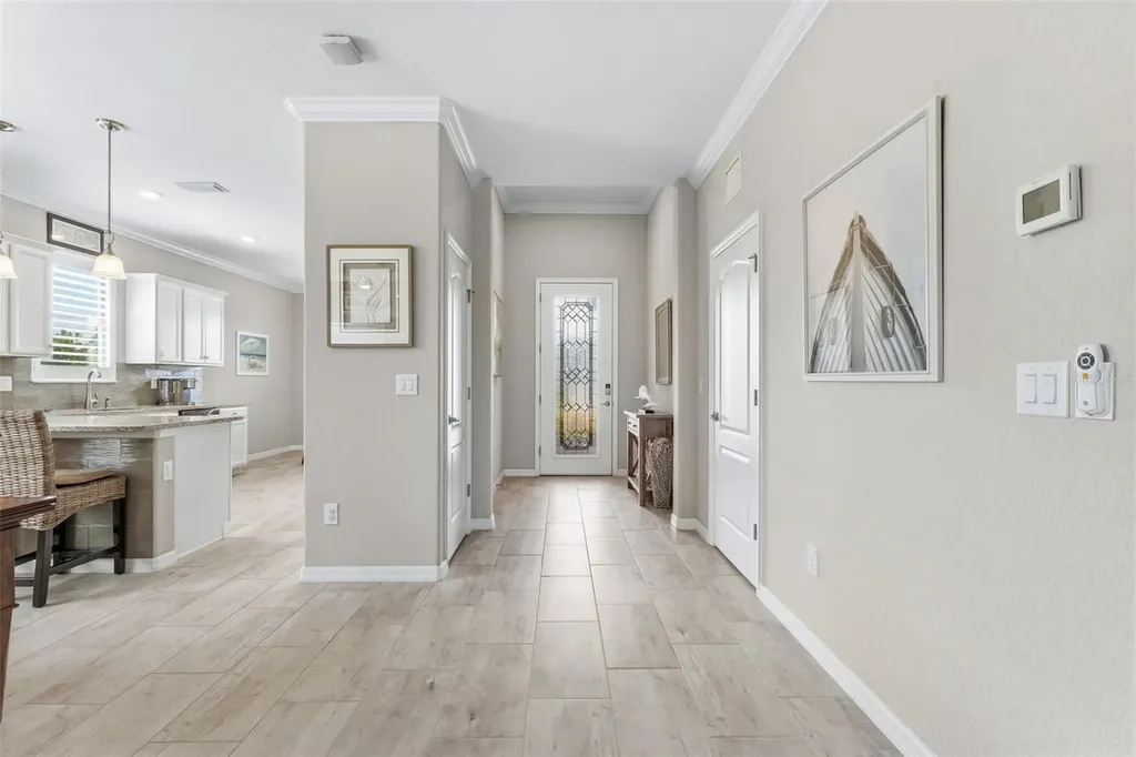10233 Loch Lomond Drive Bradenton FL 34211