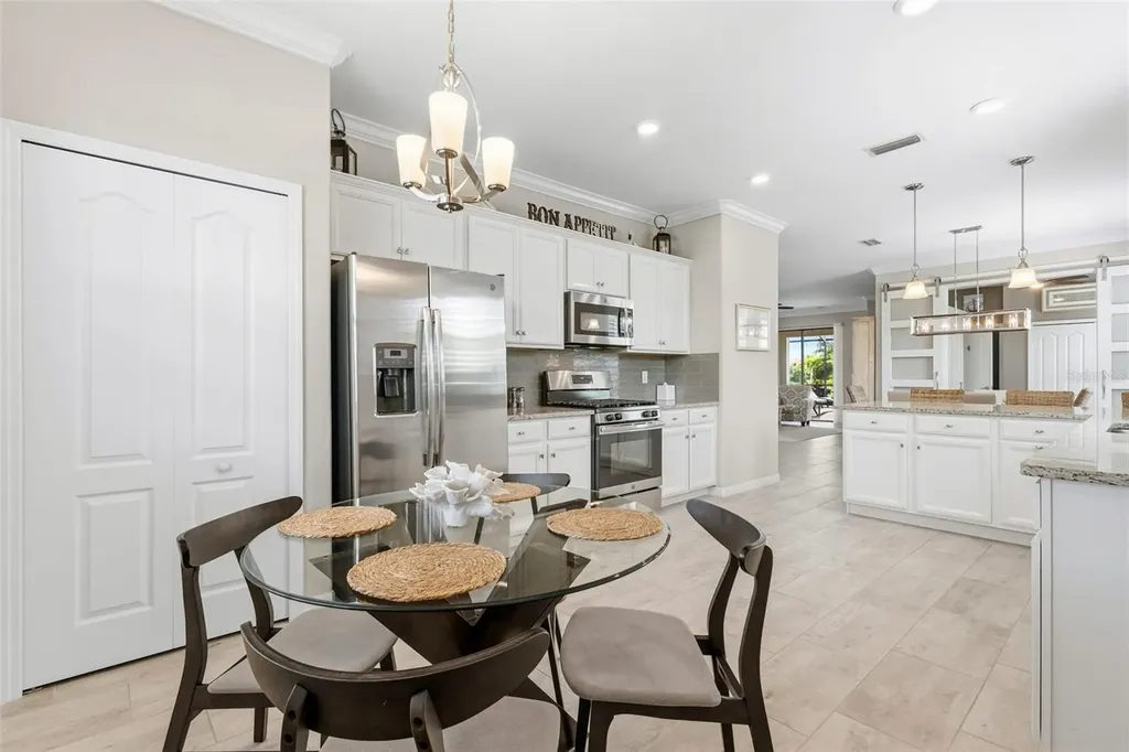 10233 Loch Lomond Drive Bradenton FL 34211