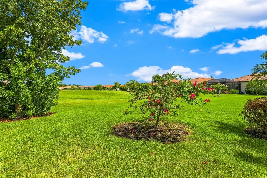 10233 Loch Lomond Drive Bradenton FL 34211
