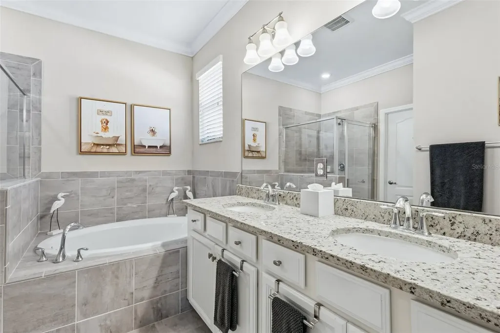10233 Loch Lomond Drive Bradenton FL 34211