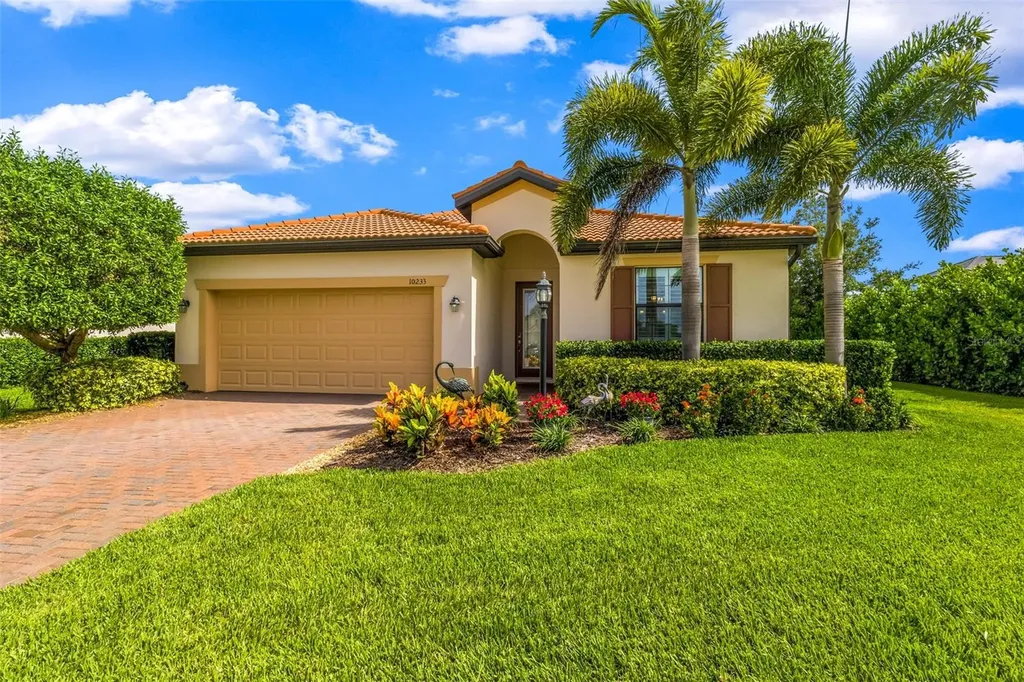 10233 Loch Lomond Drive Bradenton FL 34211