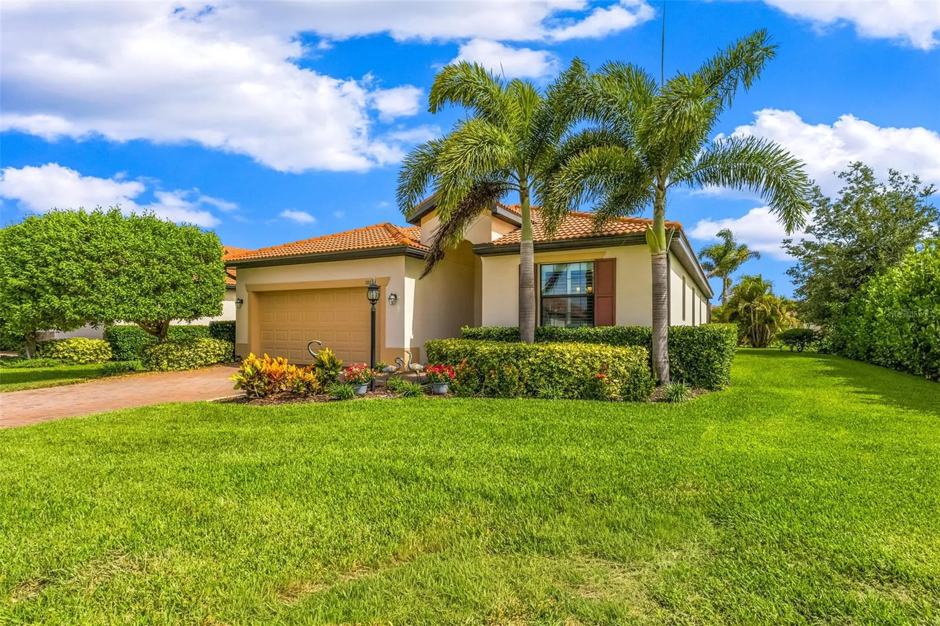 10233 Loch Lomond Drive Bradenton FL 34211