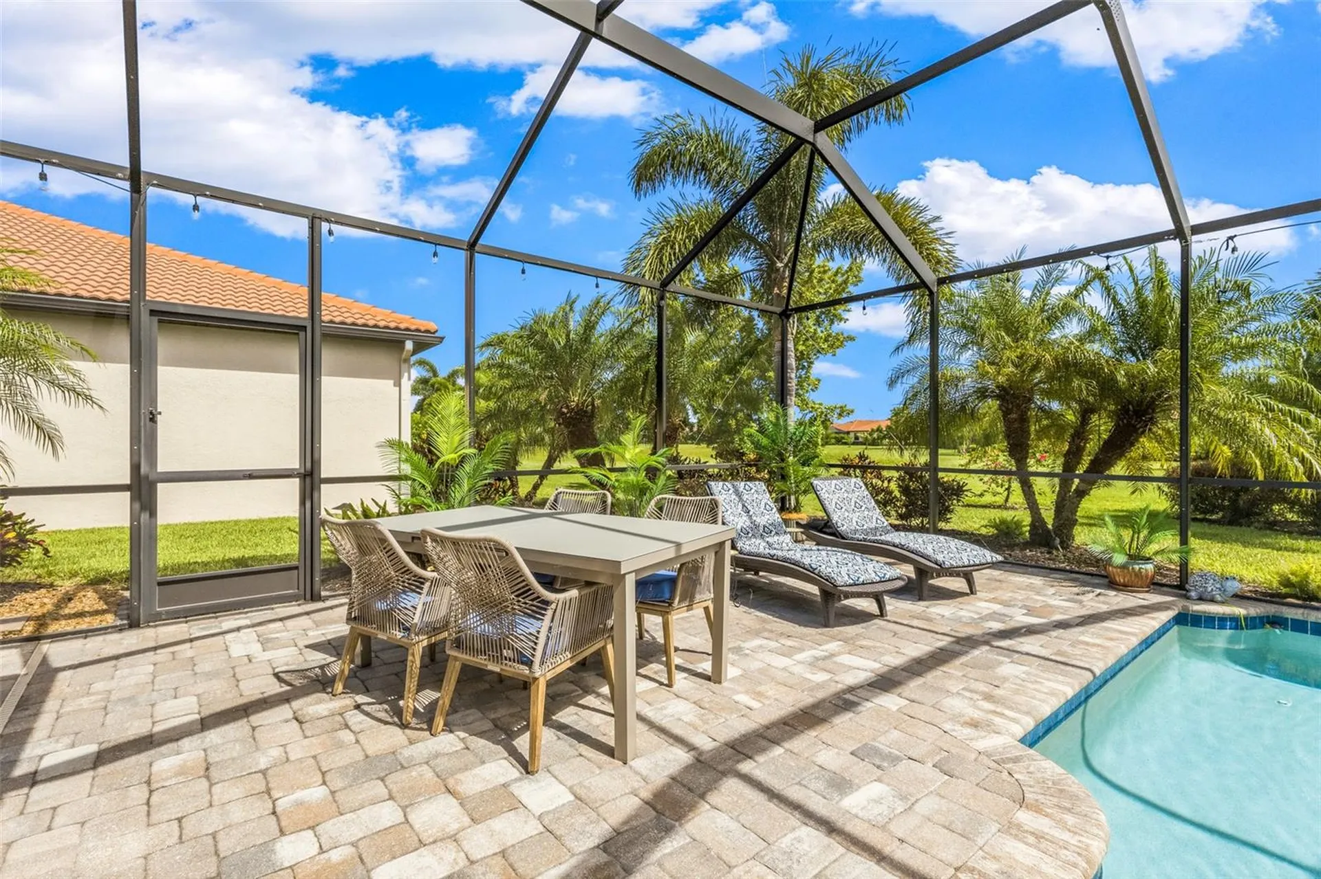 10233 Loch Lomond Drive Bradenton FL 34211