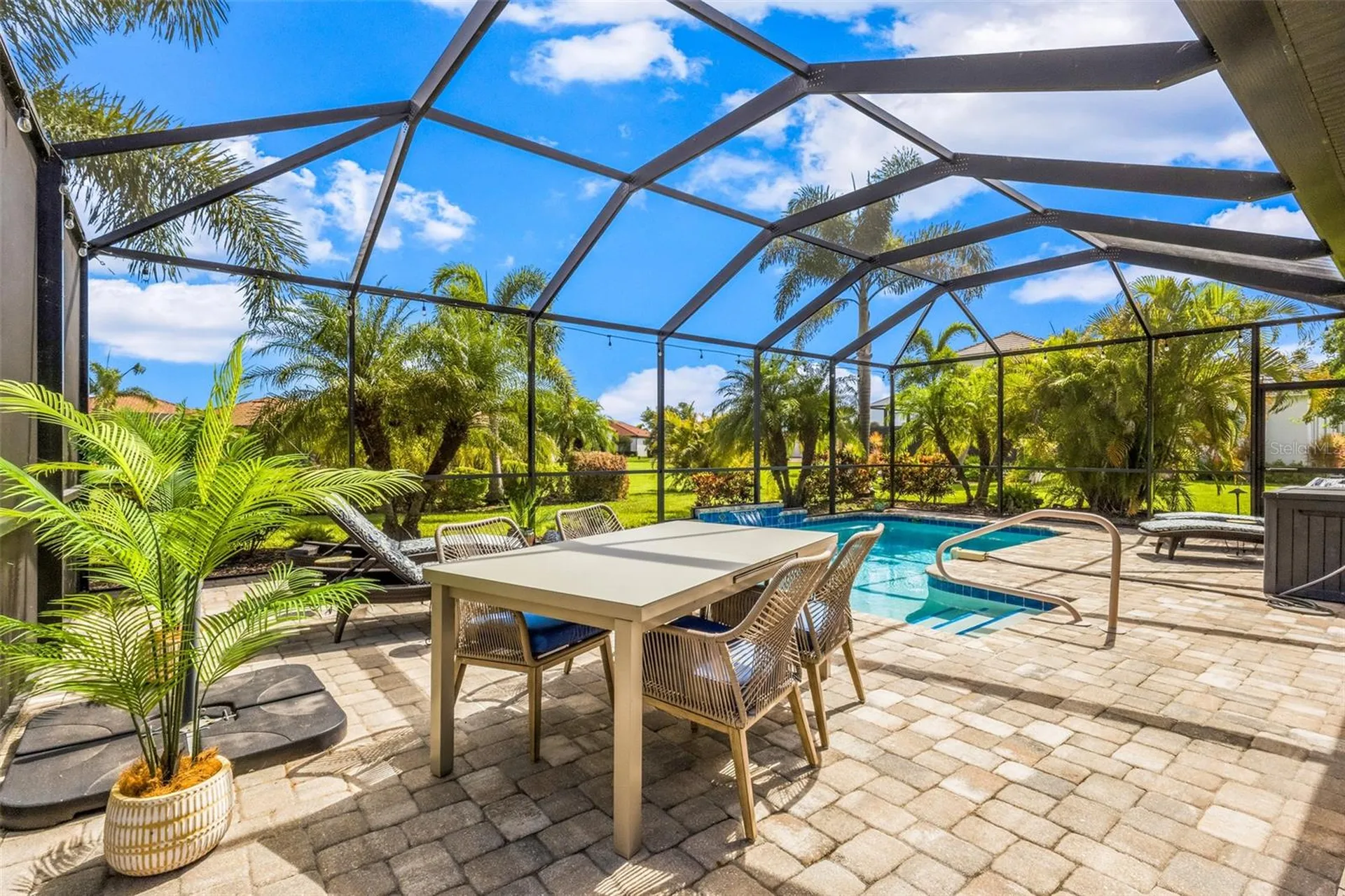 10233 Loch Lomond Drive Bradenton FL 34211