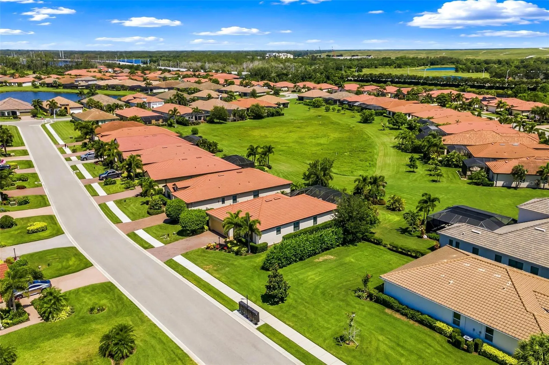 10233 Loch Lomond Drive Bradenton FL 34211