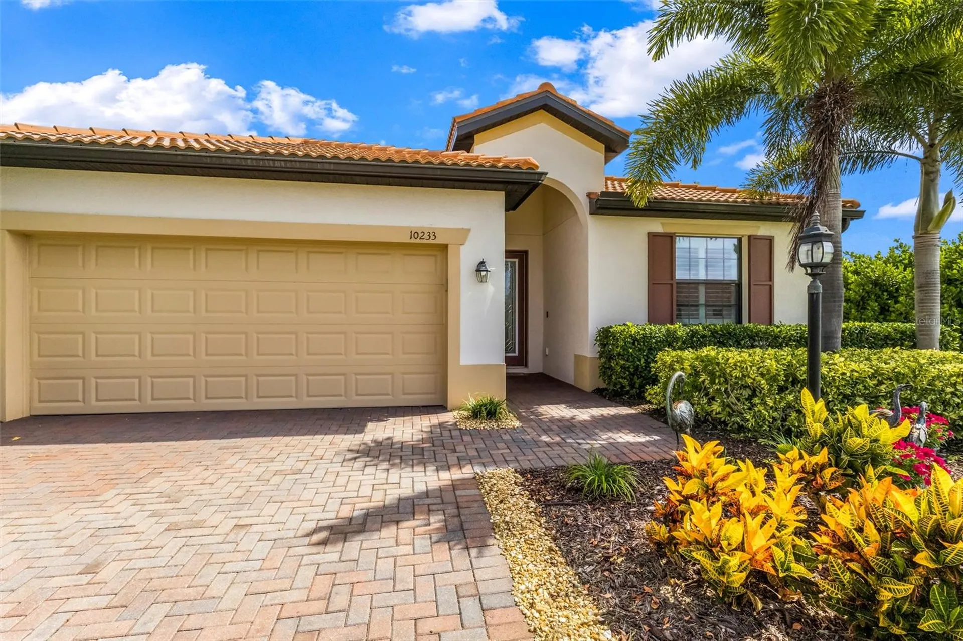 10233 Loch Lomond Drive Bradenton FL 34211