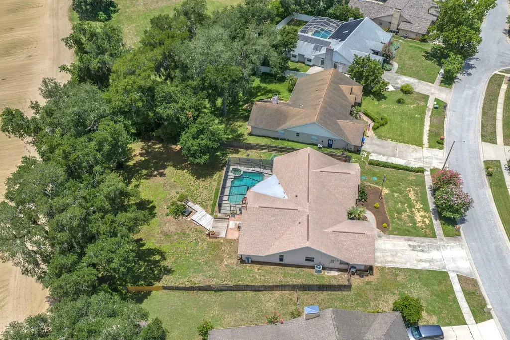 621 Penn National Road Seffner FL 33584