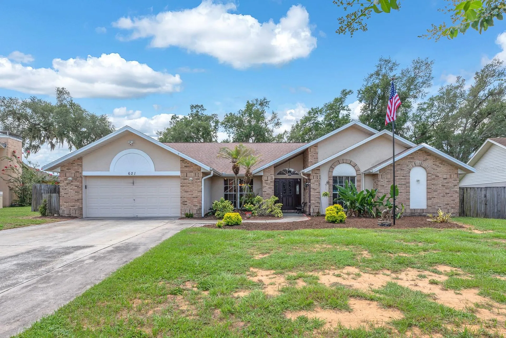621 Penn National Road Seffner FL 33584