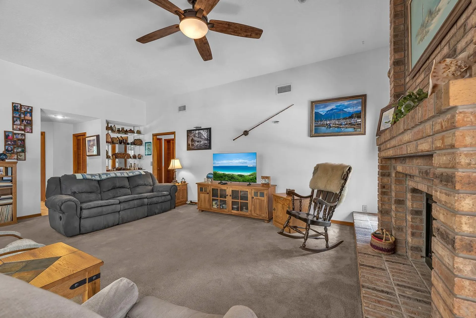 621 Penn National Road Seffner FL 33584