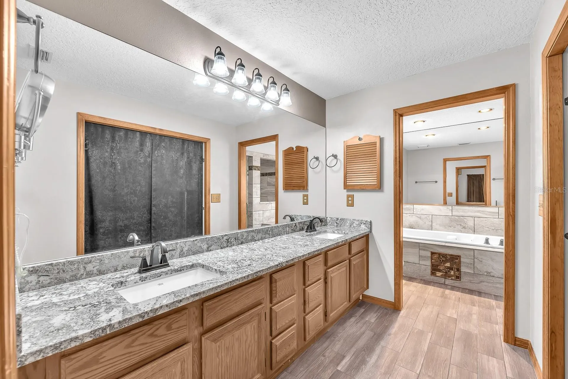 621 Penn National Road Seffner FL 33584