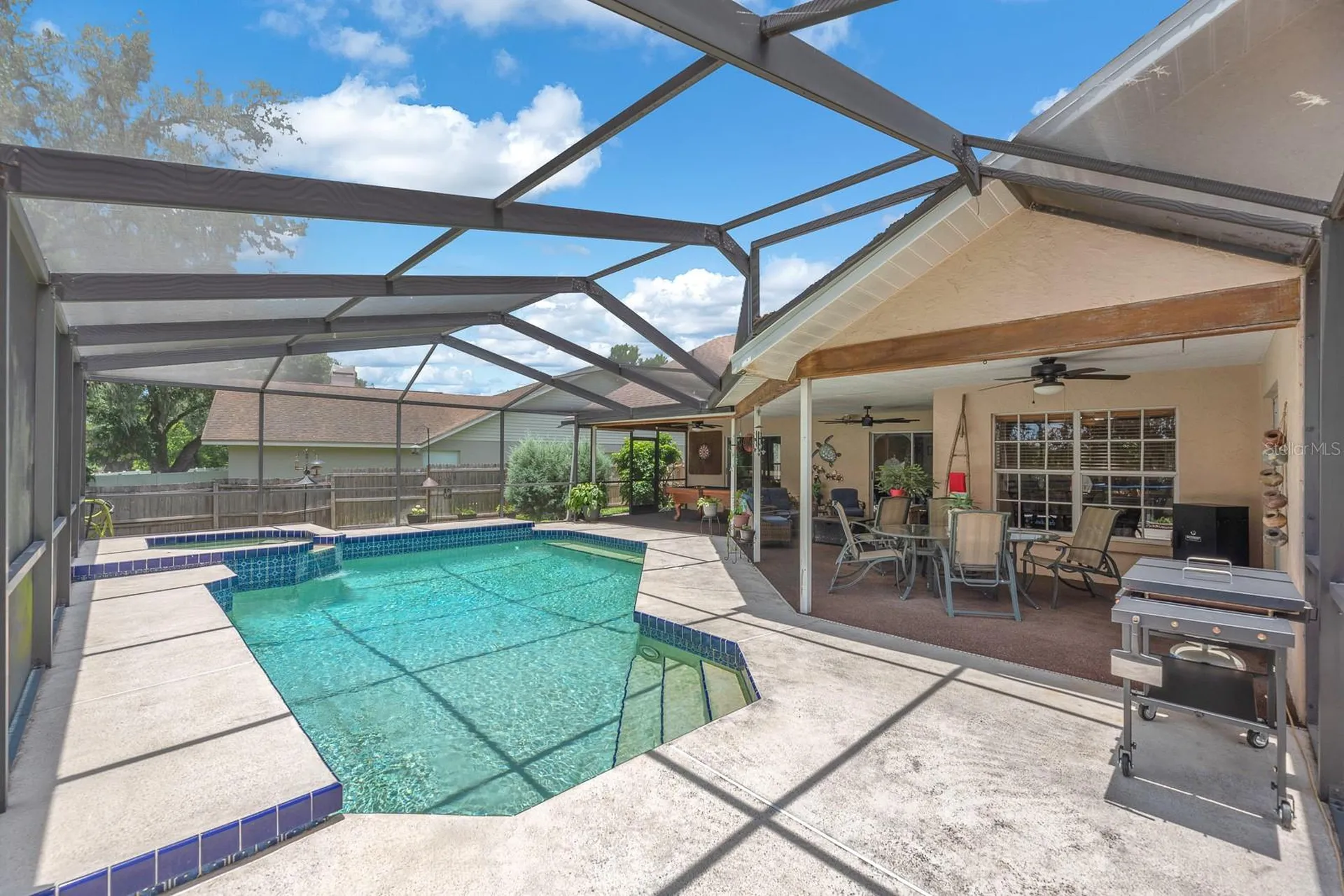 621 Penn National Road Seffner FL 33584