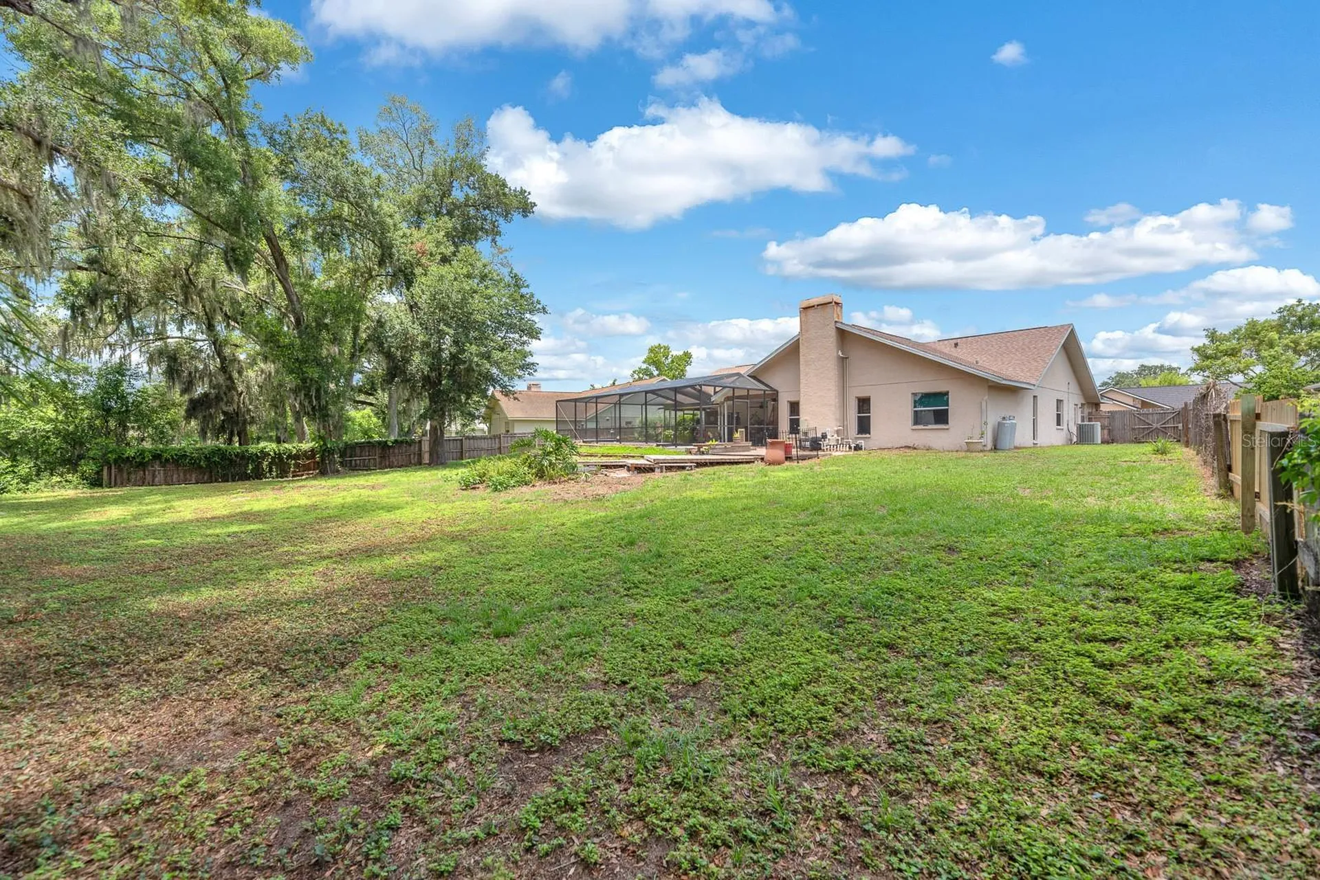 621 Penn National Road Seffner FL 33584