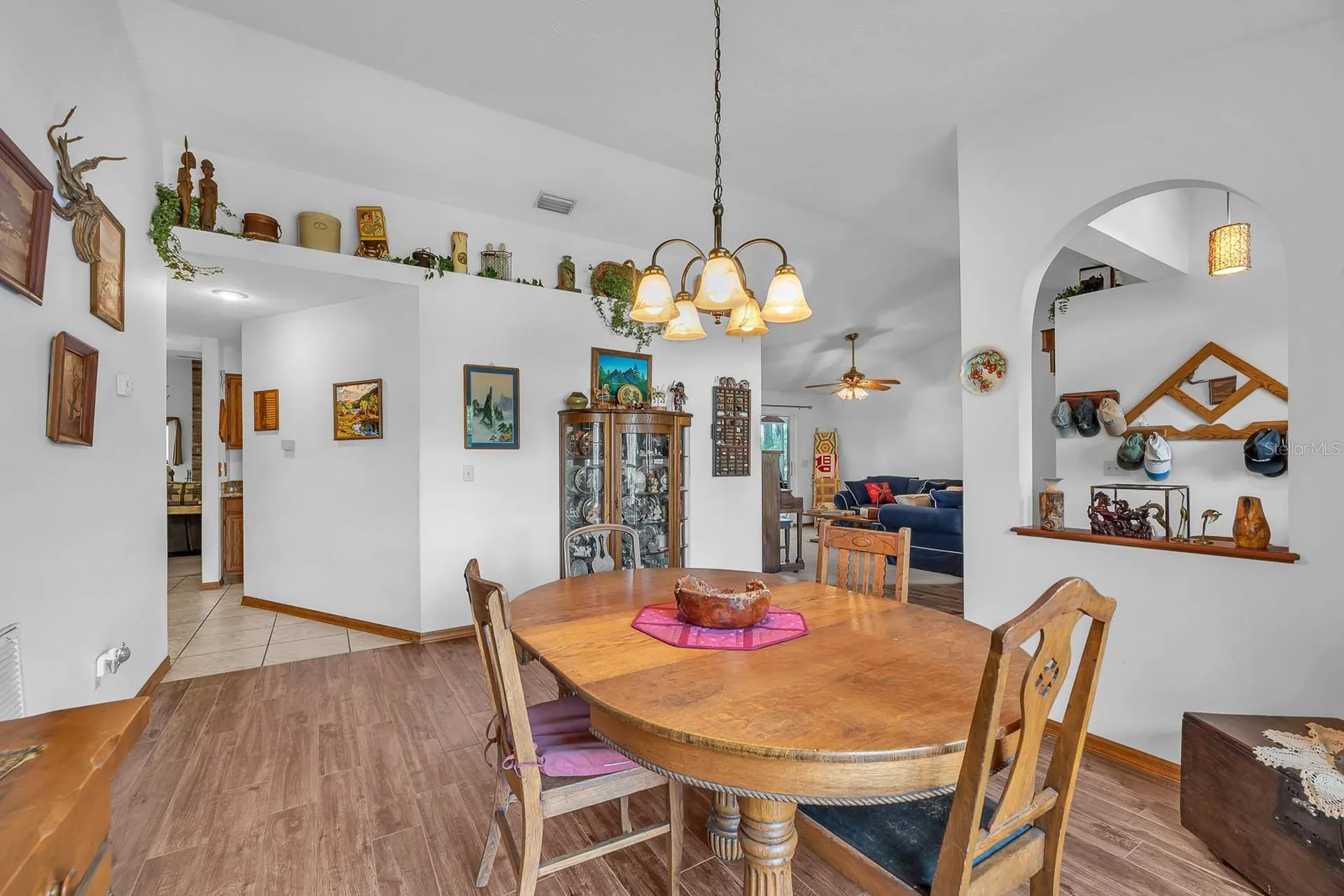 621 Penn National Road Seffner FL 33584