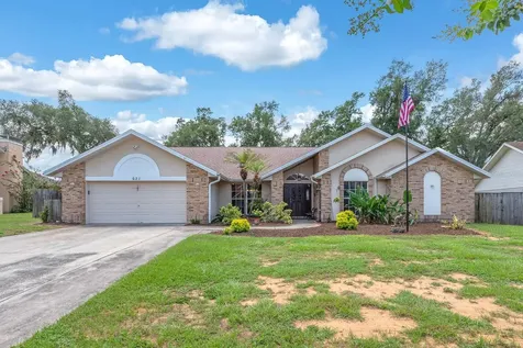 621 Penn National Road Seffner FL 33584