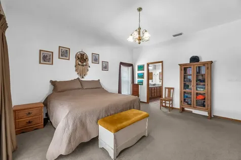 621 Penn National Road Seffner FL 33584