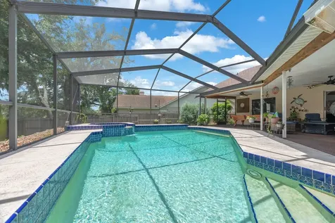 621 Penn National Road Seffner FL 33584