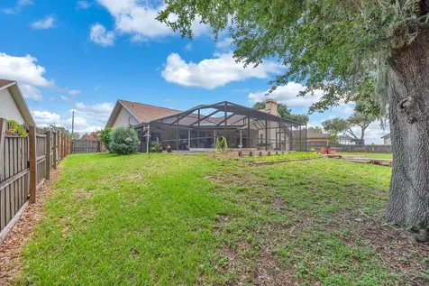 621 Penn National Road Seffner FL 33584