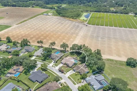 621 Penn National Road Seffner FL 33584