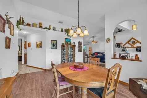 621 Penn National Road Seffner FL 33584