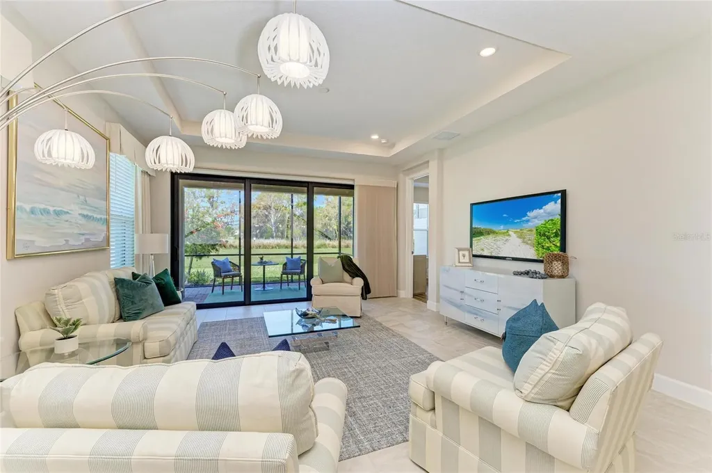 6179 Mesa Glen Bradenton FL 34203