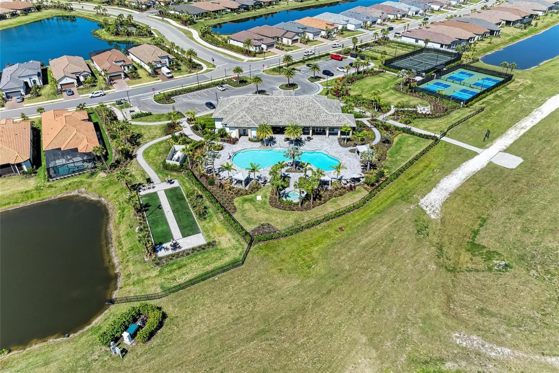 6179 Mesa Glen Bradenton FL 34203