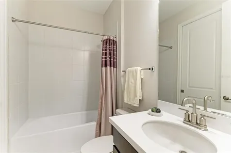 6179 Mesa Glen Bradenton FL 34203