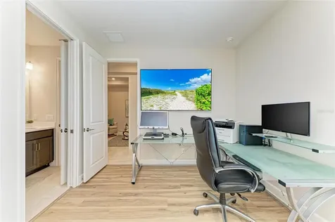 6179 Mesa Glen Bradenton FL 34203