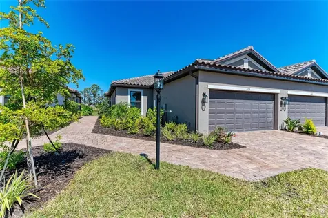 6179 Mesa Glen Bradenton FL 34203