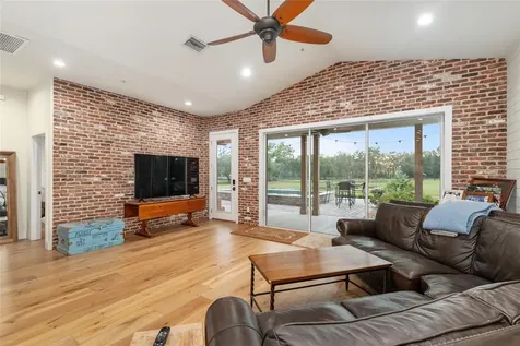 11140 NW 160th Avenue Morriston FL 32668