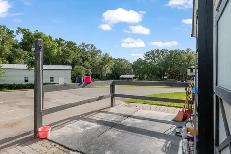 11140 NW 160th Avenue Morriston FL 32668