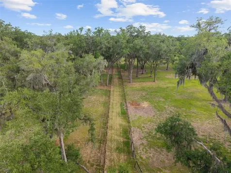 11140 NW 160th Avenue Morriston FL 32668
