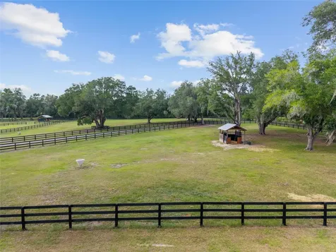 11140 NW 160th Avenue Morriston FL 32668