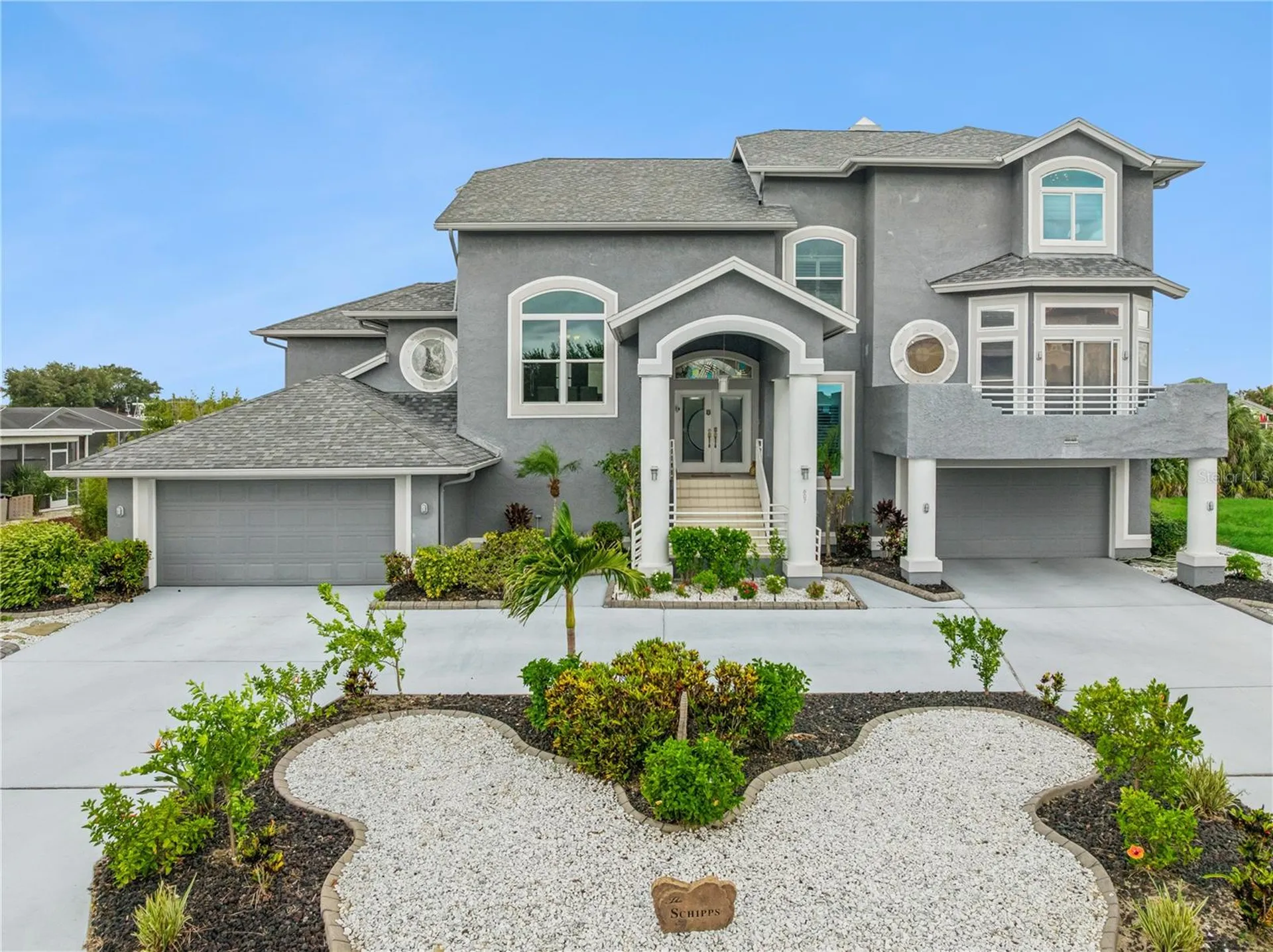 807 Chipaway Drive Apollo Beach FL 33572