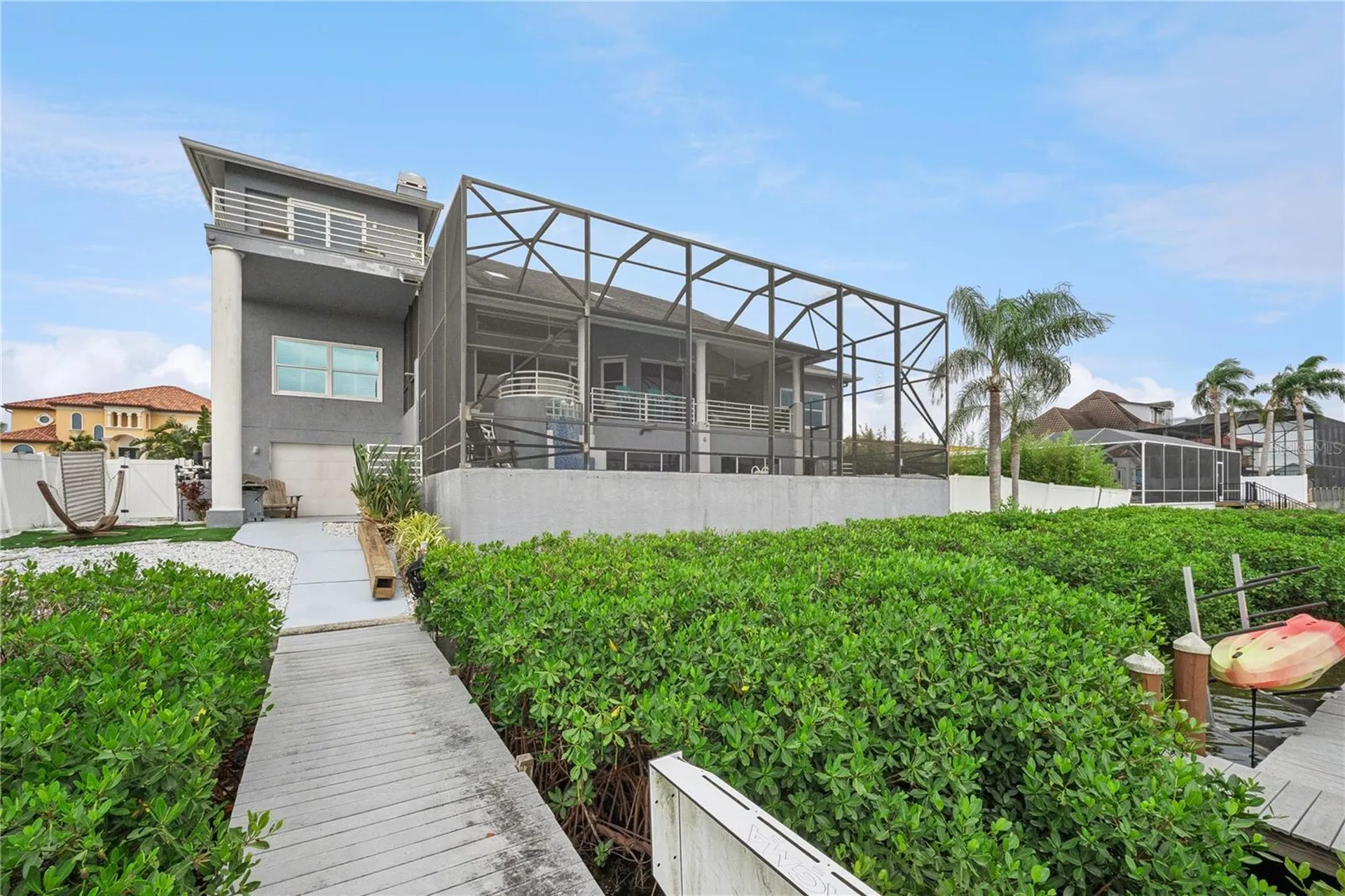 807 Chipaway Drive Apollo Beach FL 33572