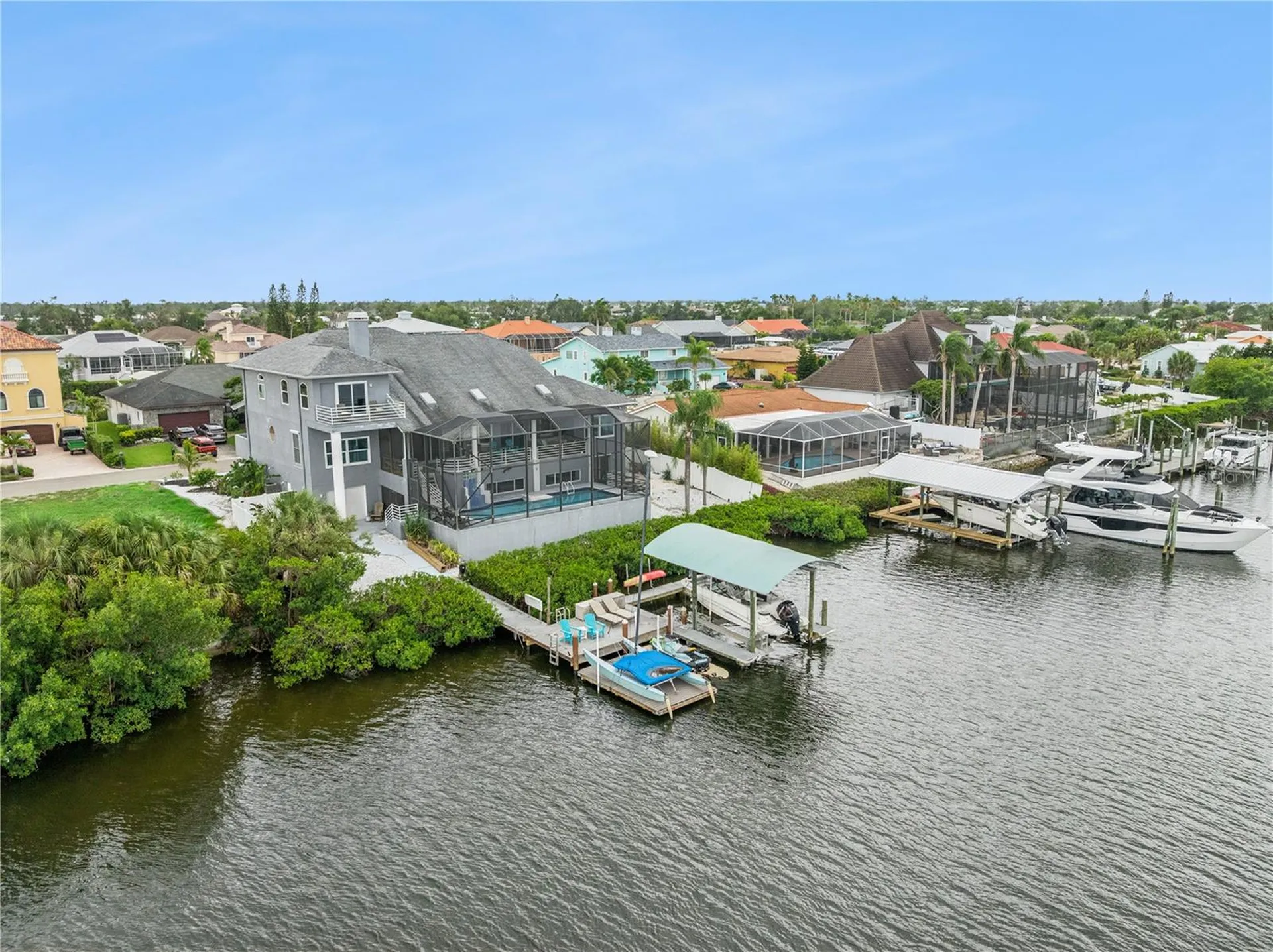 807 Chipaway Drive Apollo Beach FL 33572