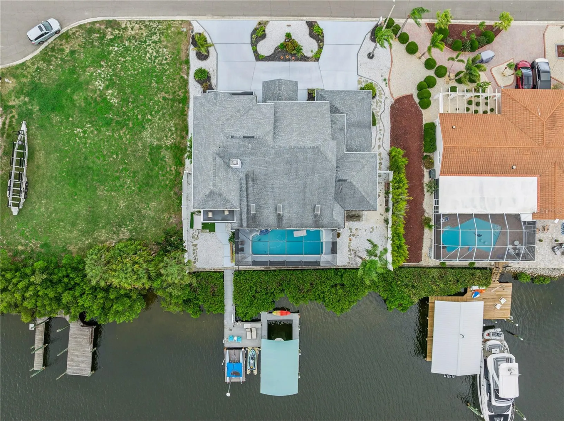 807 Chipaway Drive Apollo Beach FL 33572
