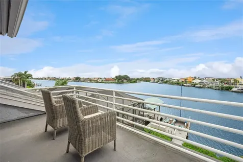 807 Chipaway Drive Apollo Beach FL 33572
