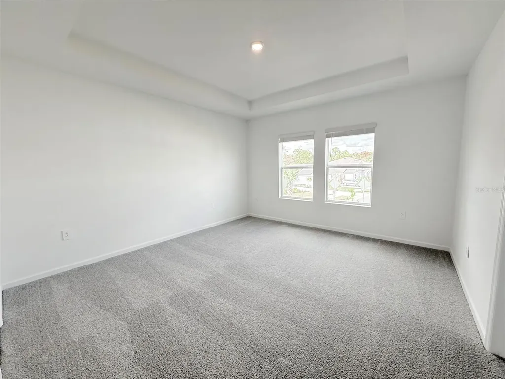 2747 Skyline Loop Kissimmee FL 34758