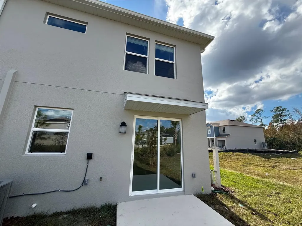 2747 Skyline Loop Kissimmee FL 34758