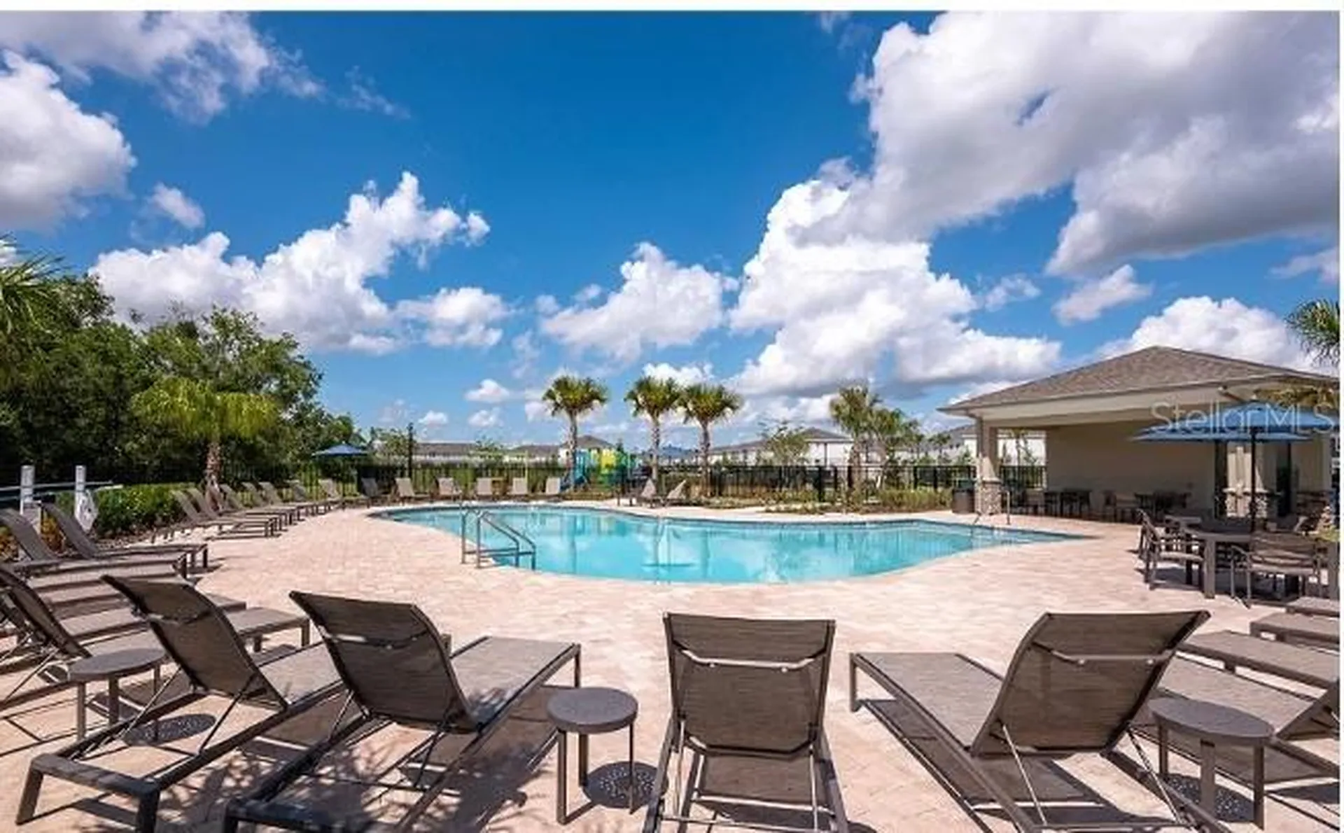 2747 Skyline Loop Kissimmee FL 34758