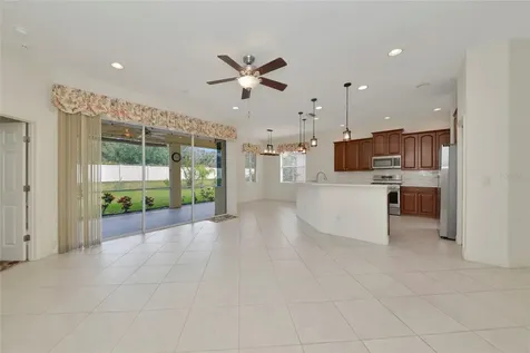6841 74th Street Circle E Bradenton FL 34203