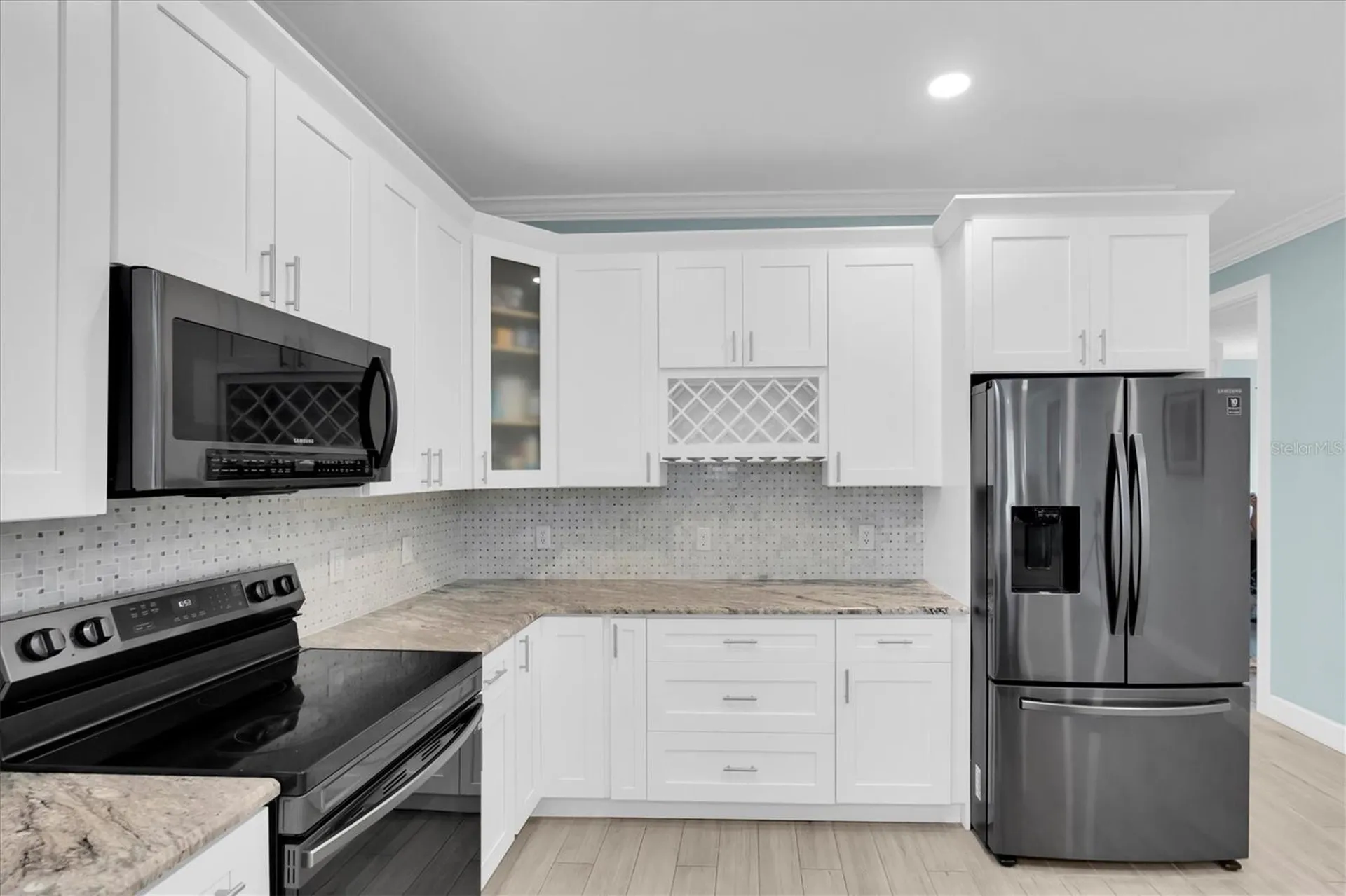3069 19th Avenue S St Petersburg FL 33712