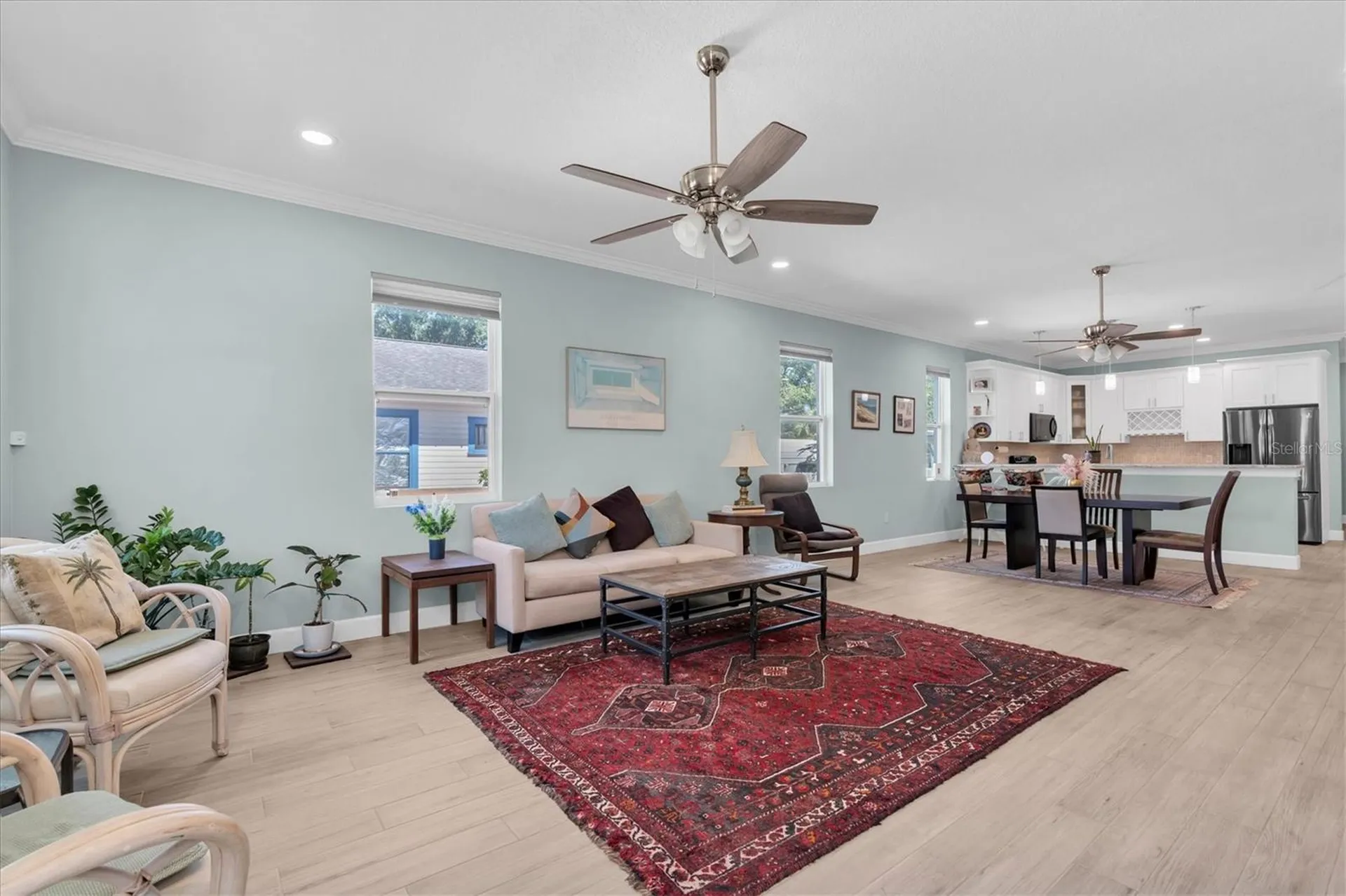 3069 19th Avenue S St Petersburg FL 33712