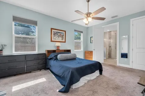 3069 19th Avenue S St Petersburg FL 33712