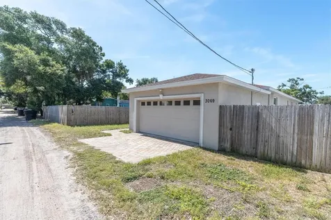 3069 19th Avenue S St Petersburg FL 33712