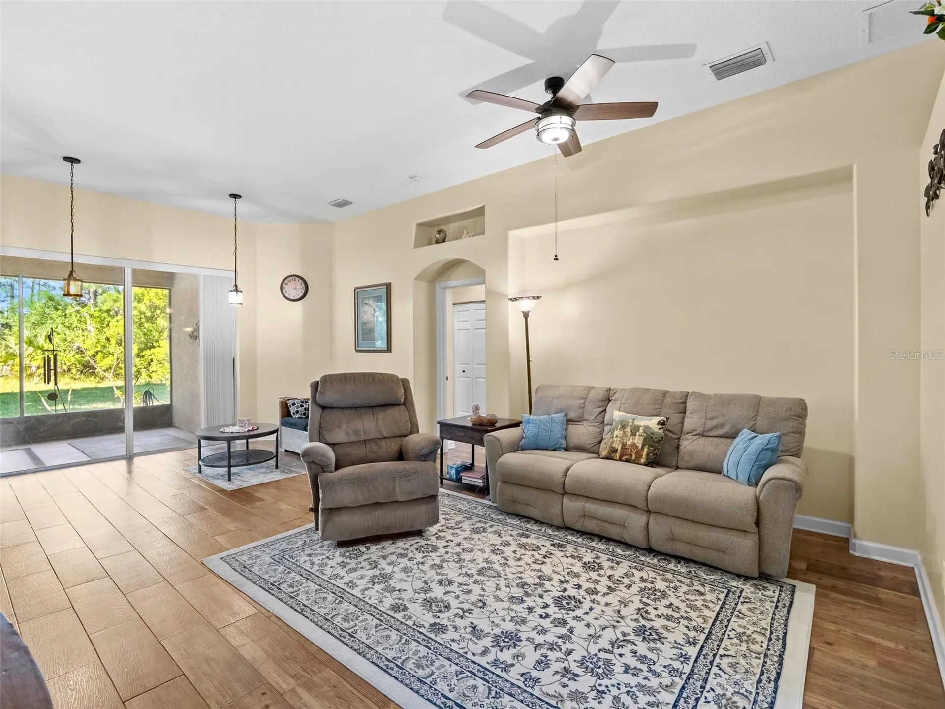 319 Gardendale Circle SE Palm Bay FL 32909